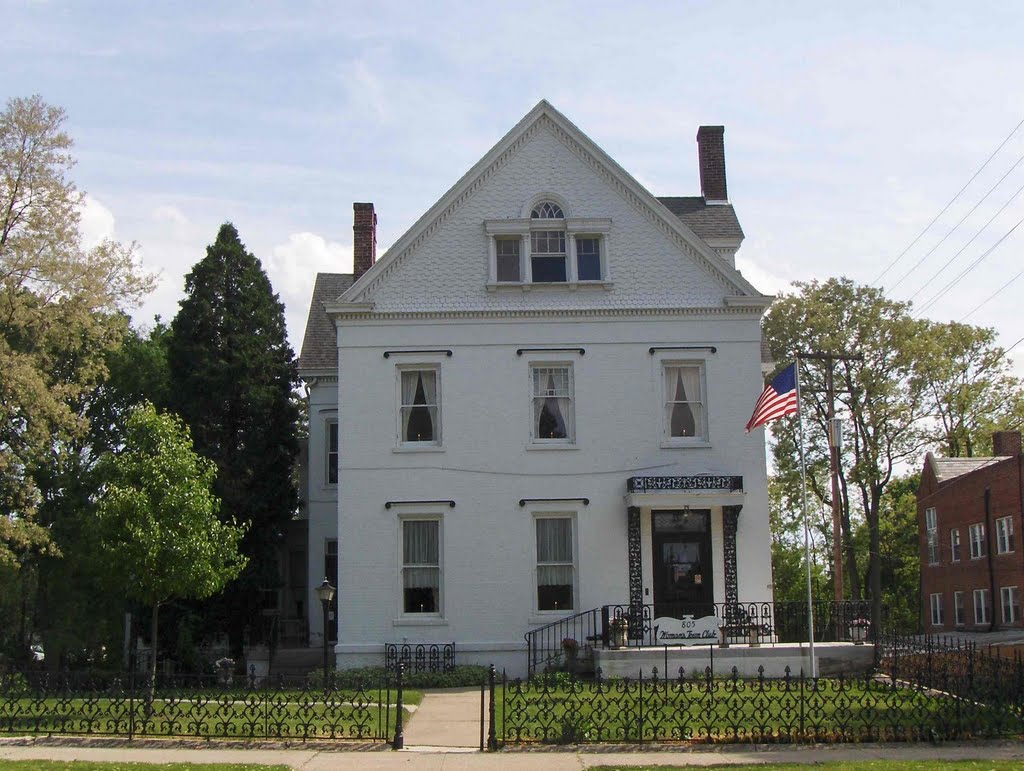 The Womans Town Club, GLCT