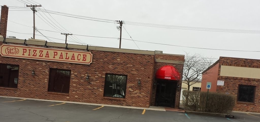 Fort Ball Pizza Palace
