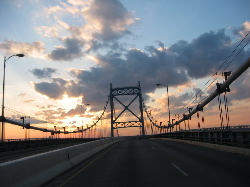 Maumee River Suspension