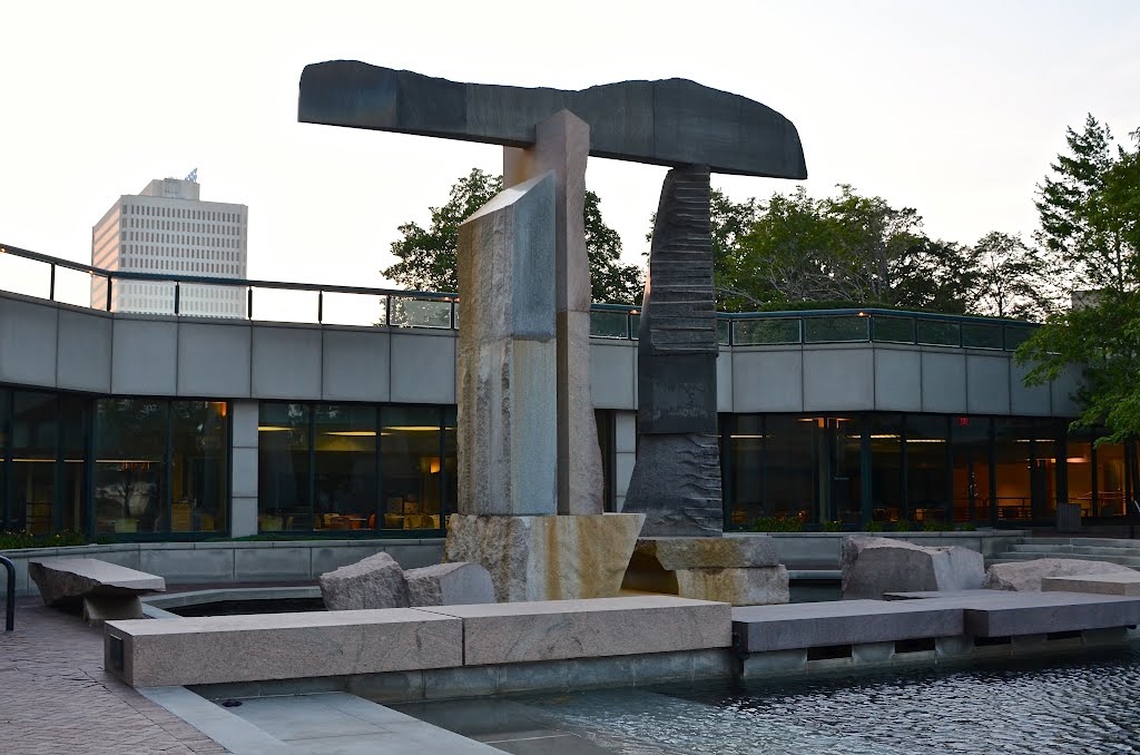 Sculpture at Wyndham Pool