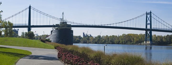 The Boyer Freighter & High Level Bridge