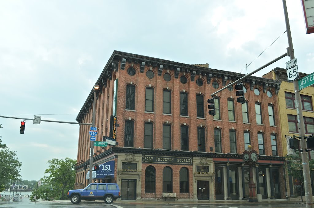 Jefferson Ave. & N. Summit St.