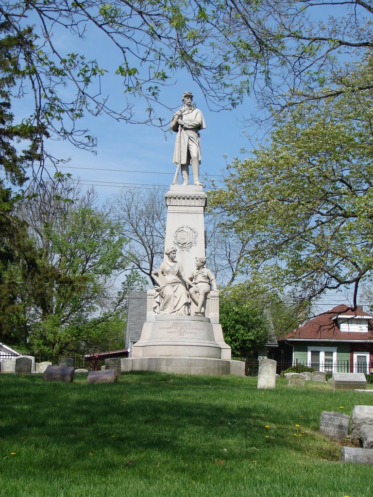 Old Soldiers Memorial, Greenlawn Cemetery