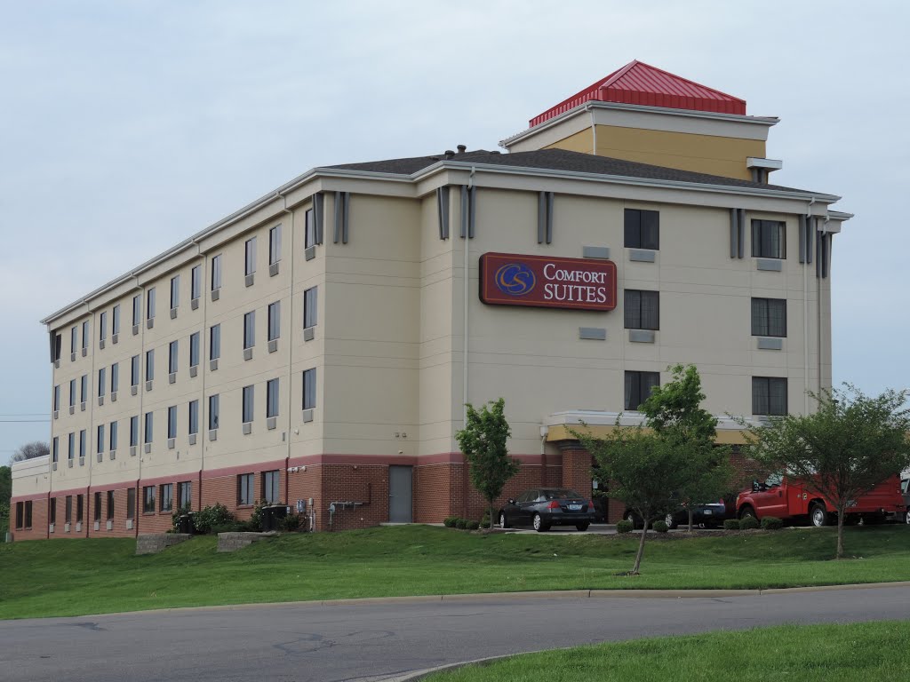 Comfort Suites. Forest Park, Ohio