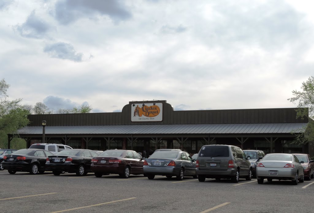 Cracker Barrel Restaurant... Forest Park, Ohio
