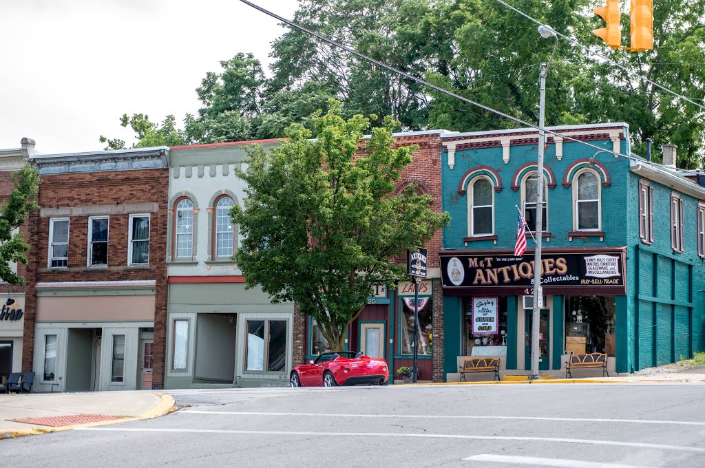 M & T Antiques