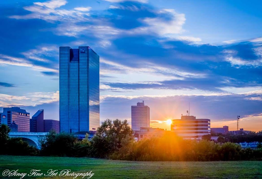 Sunset Dpwntown Toledo, Ohio
