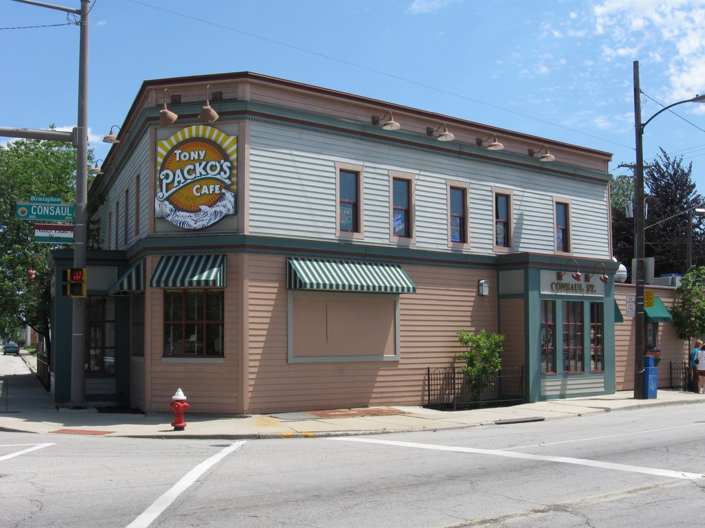 the world famous Tony Packos eatery