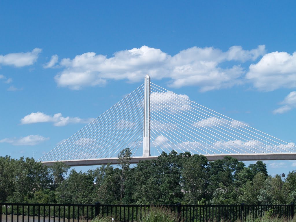 Veterans Glass City Skyway I-280