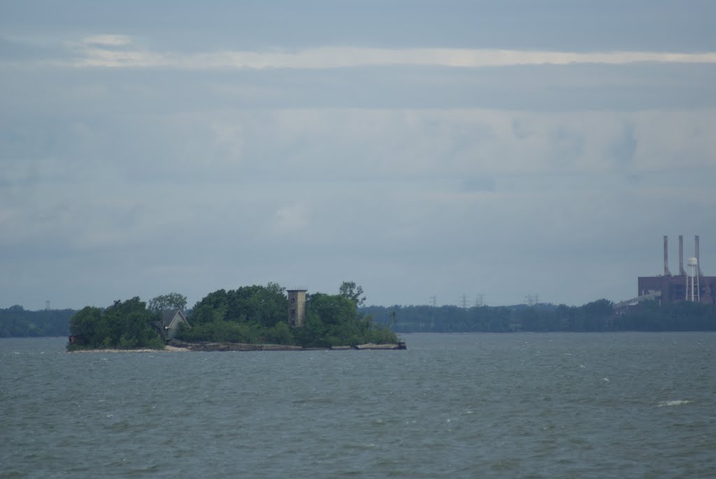 Turtle Island Light Lake Erie