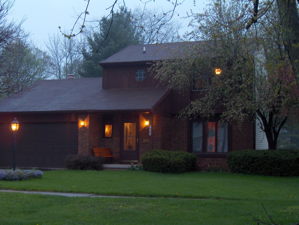720 Wall Street, Maumee, Ohio, The Siebenaler Household