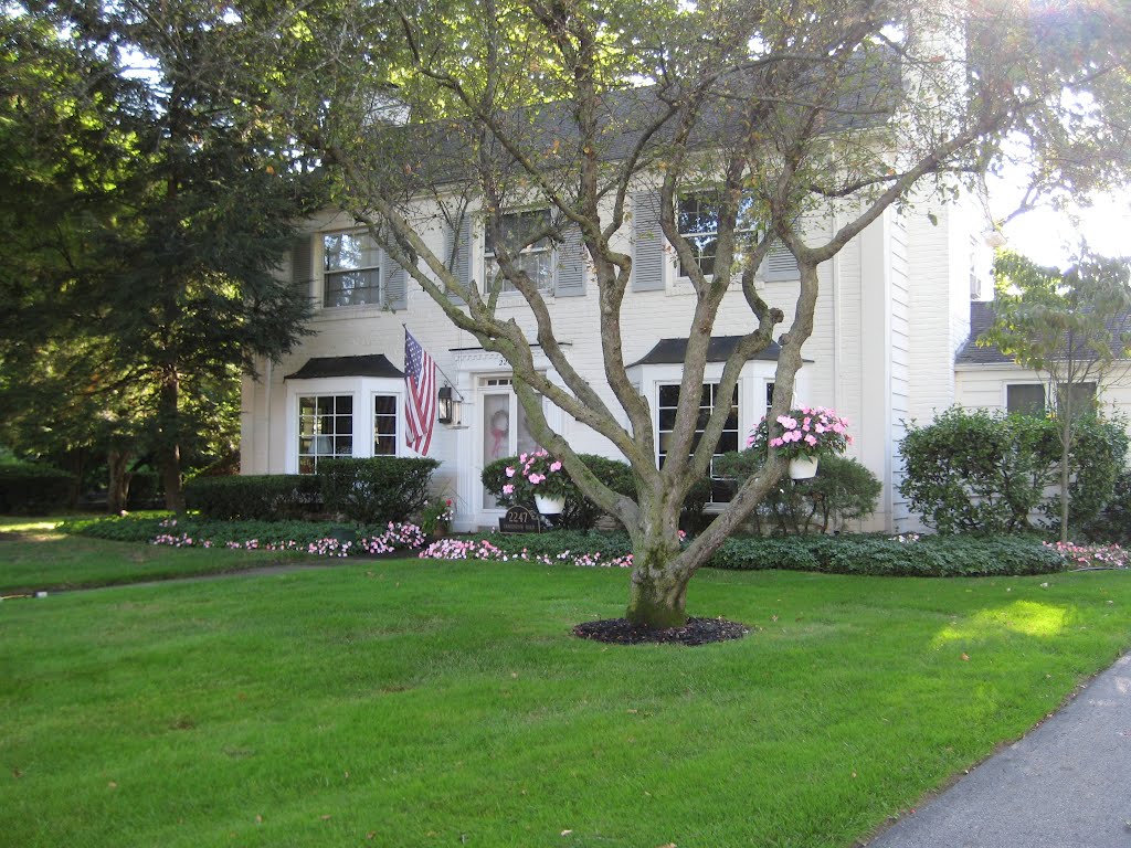 2247 Innisbrook Road, Ottawa Hills, OH 43606