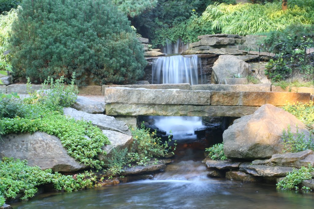 Fountain Falls Inniswood Metro Gardens