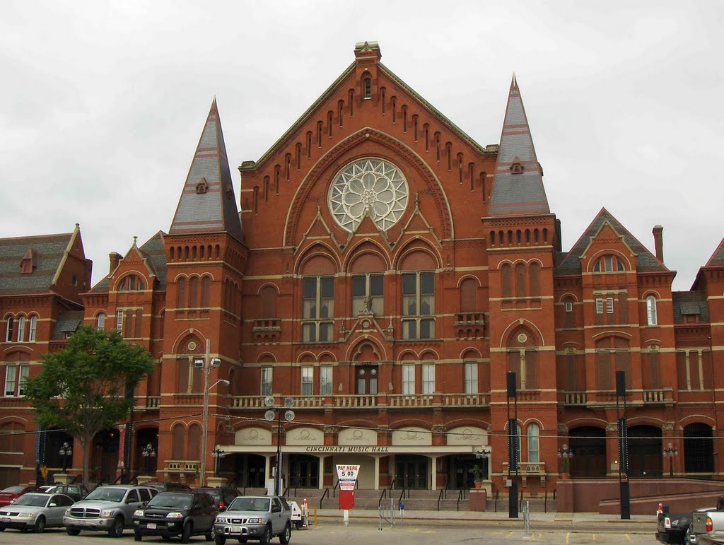 Cincinnati Music Hall, GLCT