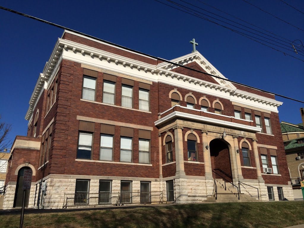 St. Martin Schule aus St. Martin Straße, Cheviot, Cincinnati, OH
