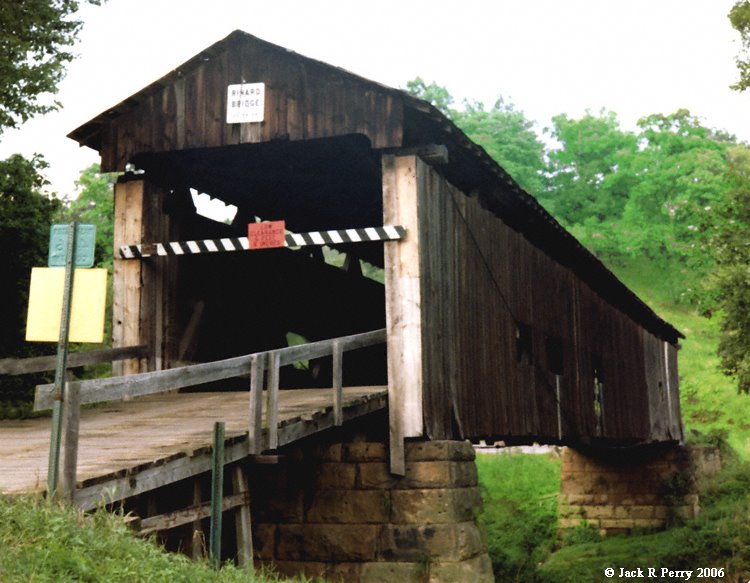 Rinard Mills Covered Bridge
