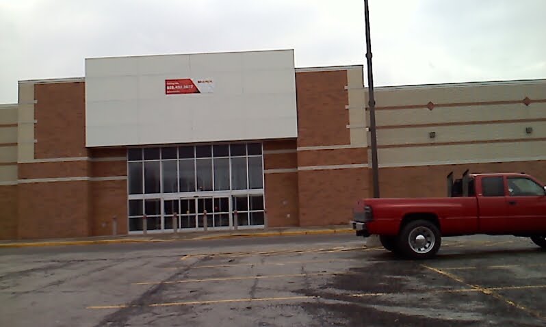 Former Circuit City (Elyria, Ohio)