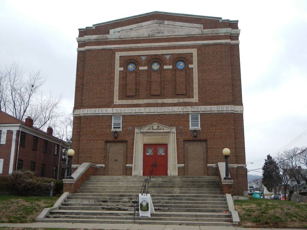 Carthage Lodge 573 F & AM