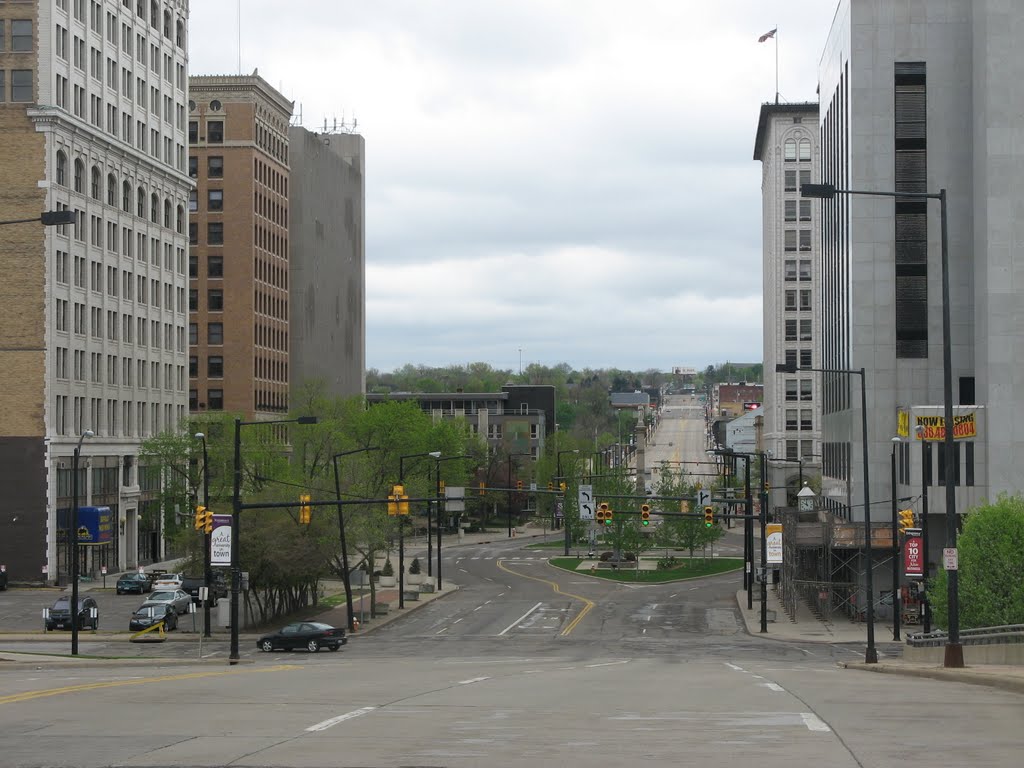 Federal Plaza, town square, Youngstown, Ohio