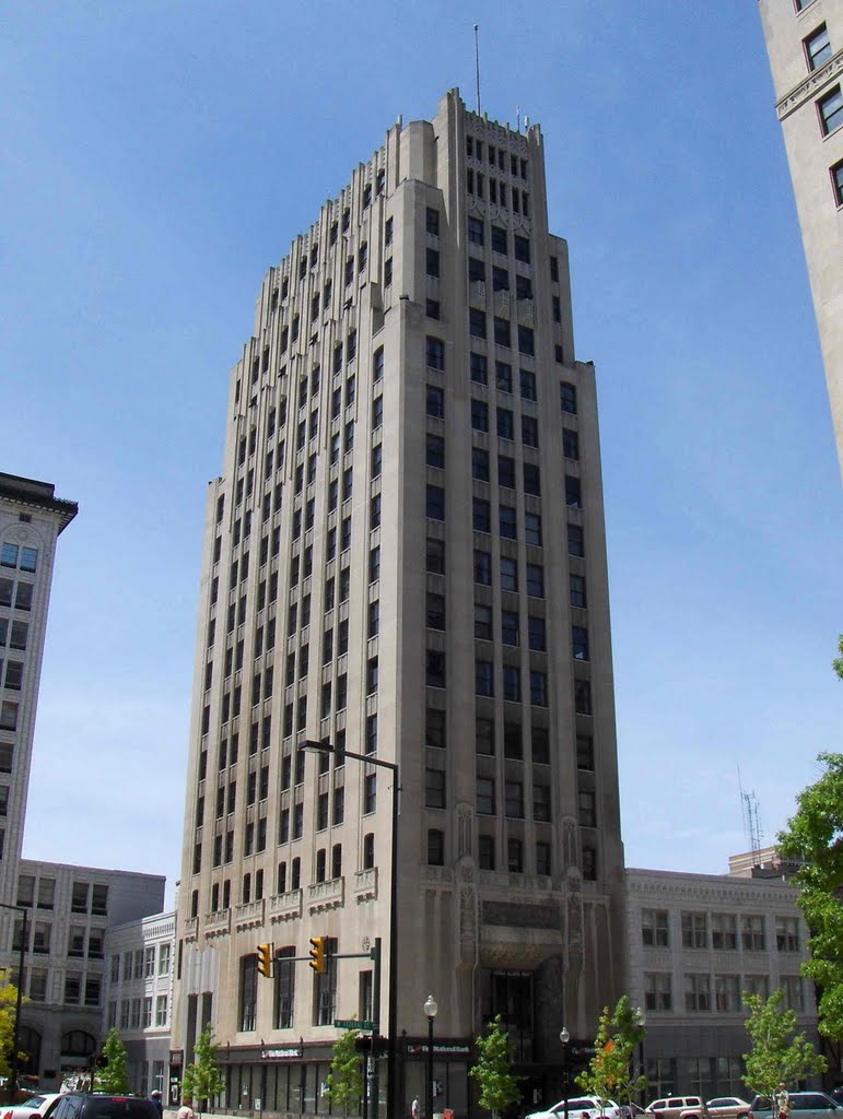 Metropolitan Tower, GLCT