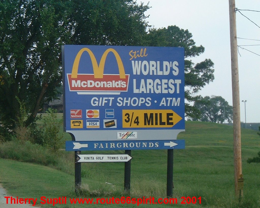 World Largest Mc Donalds of the Word Sign