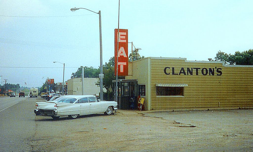 1959 Cadillac at Clantons Cafe