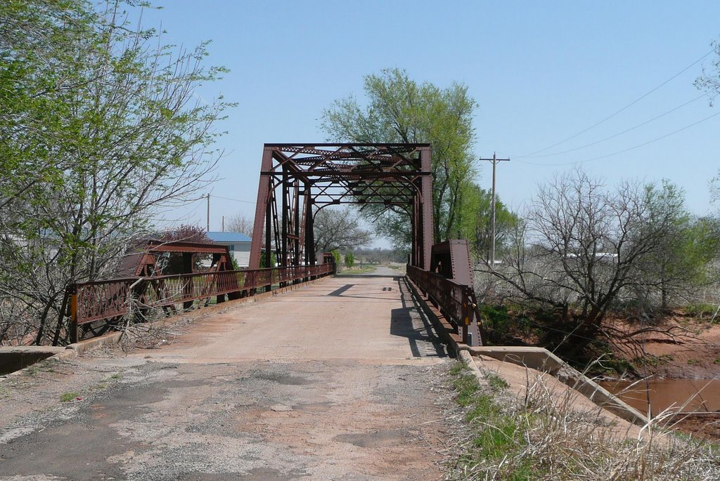 2008_04-06_Mountain View Oklahoma_P1010278_Old Hwy 115?