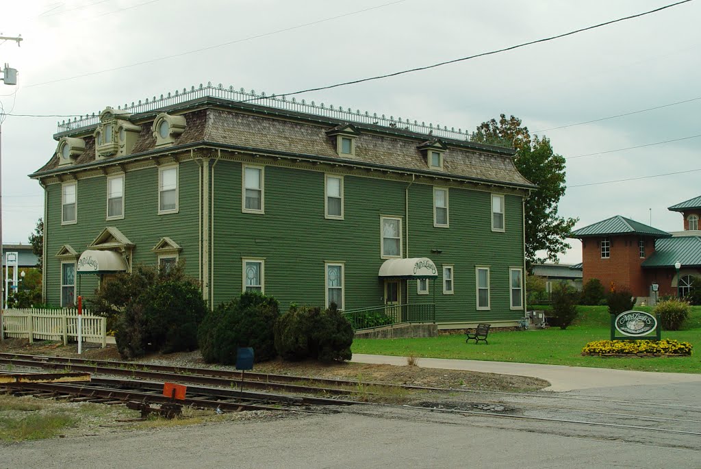 Ft. Smith, AR - Miss Lauras Social Club