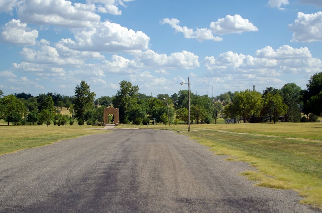 2011, Ponca City, OK, USA - S 5th St.
