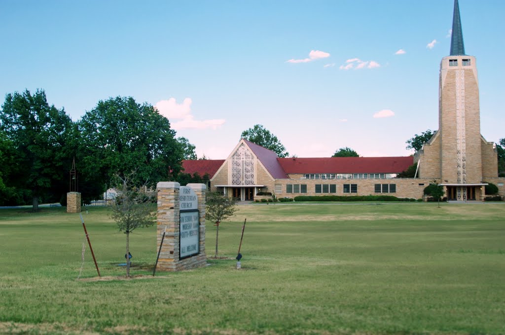 2011, Ponca City, OK, USA - First Presbyterian Church