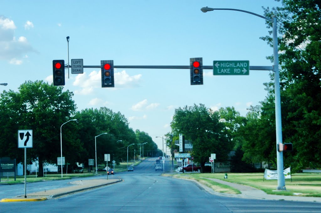 2011, Ponca City, OK, USA - Rte 77 north bound