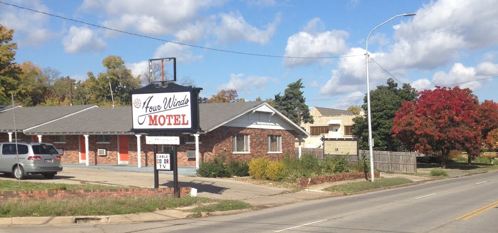 Four Winds Motel