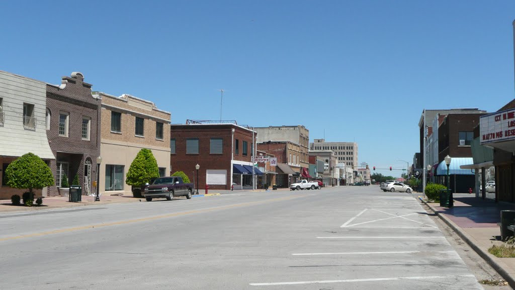 2010_05-02_Chickasha Oklahoma_P1110251_Historic Downtown