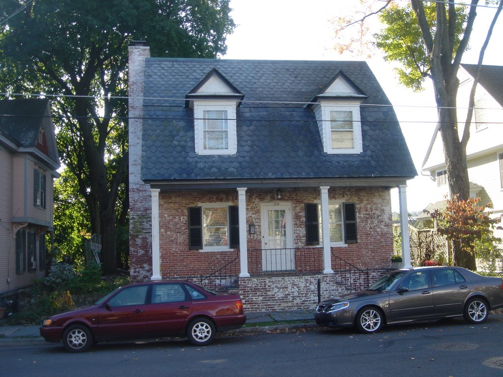 House on Thomas St in Stroudsburg, Pennsylvania on October 29, 2007