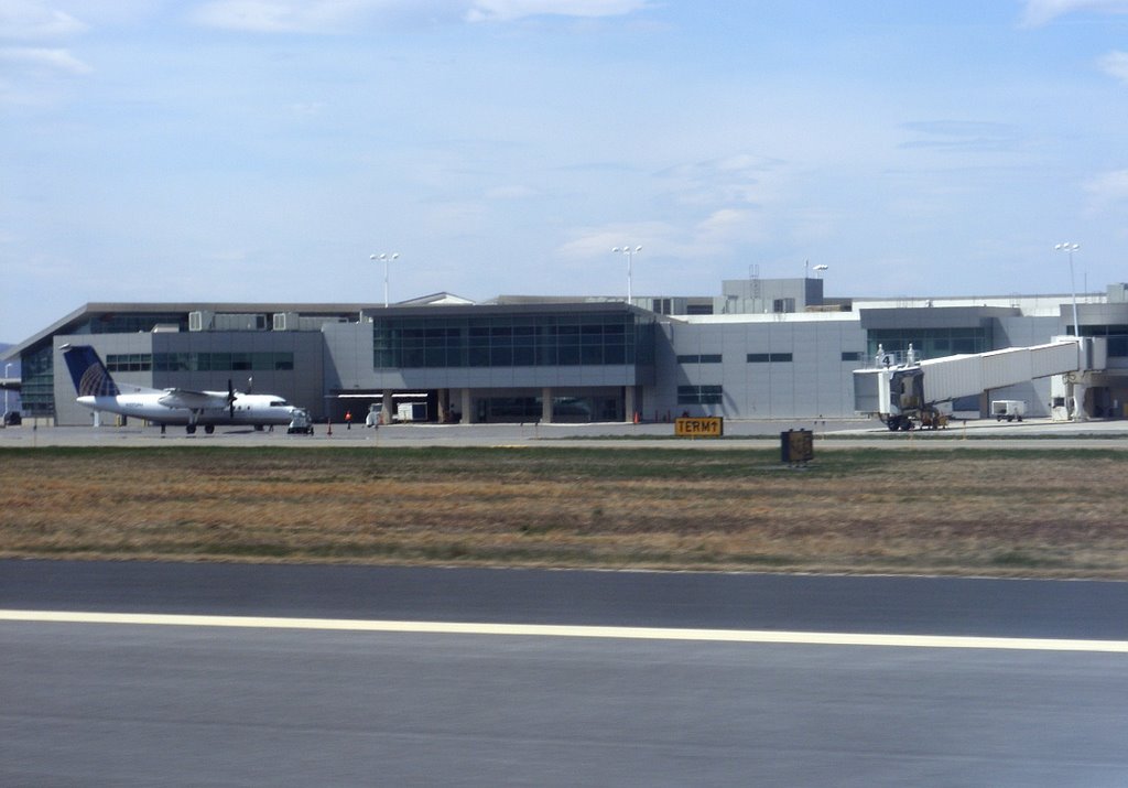 Wilkes-Barre/Scranton International Airport (KAVP/AVP) New terminal