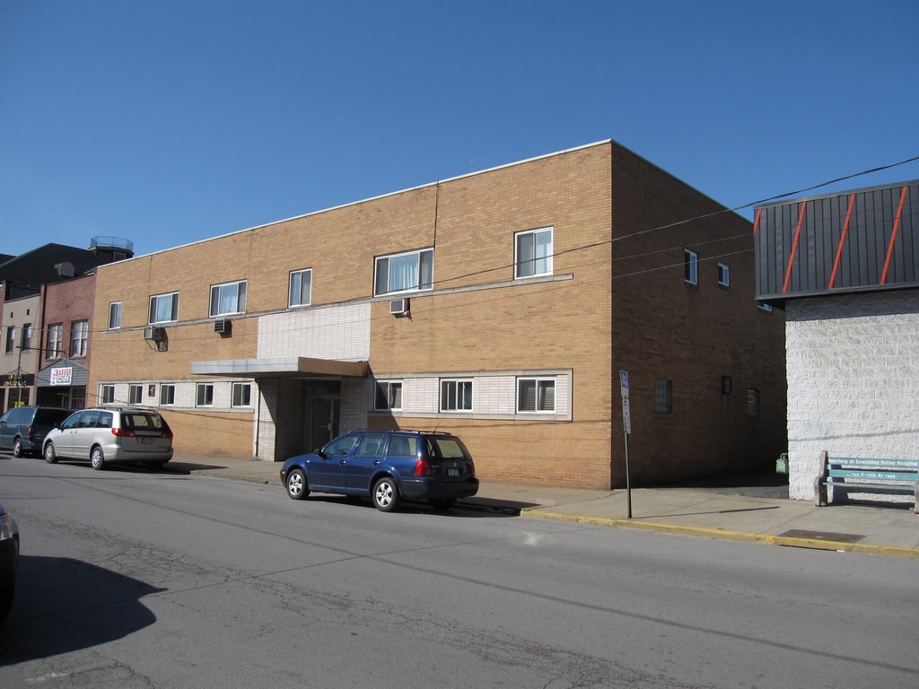 Picture of SAMs and student apt.