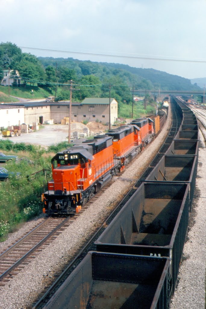 Westbound Bessemer & Lake Erie Railroad Freight Train at Butler, PA