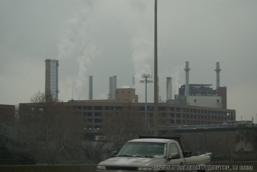 POWER PLANT SEEN FROM SCHUYKILL EPWY