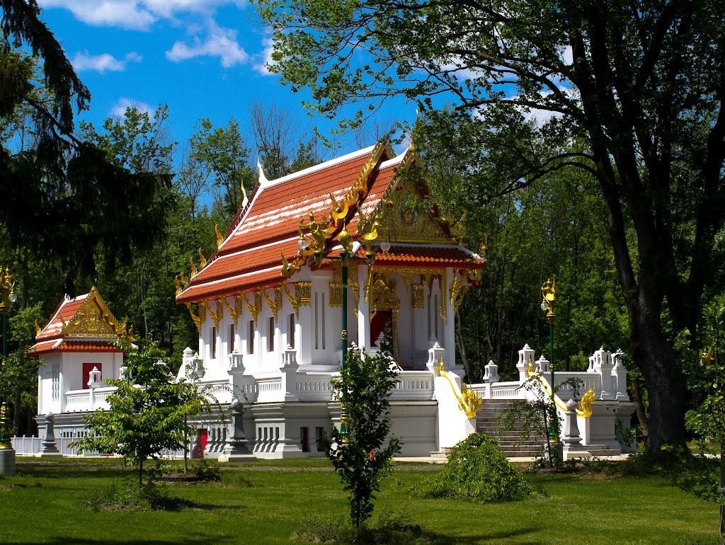 Mongkoltepmunee Buddhist Temple