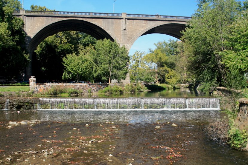 W. Broad St Bridge and Monacy Creek