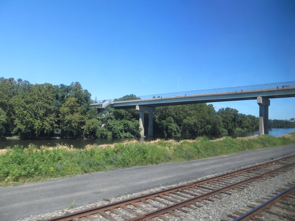 Minsi Trail Bridge