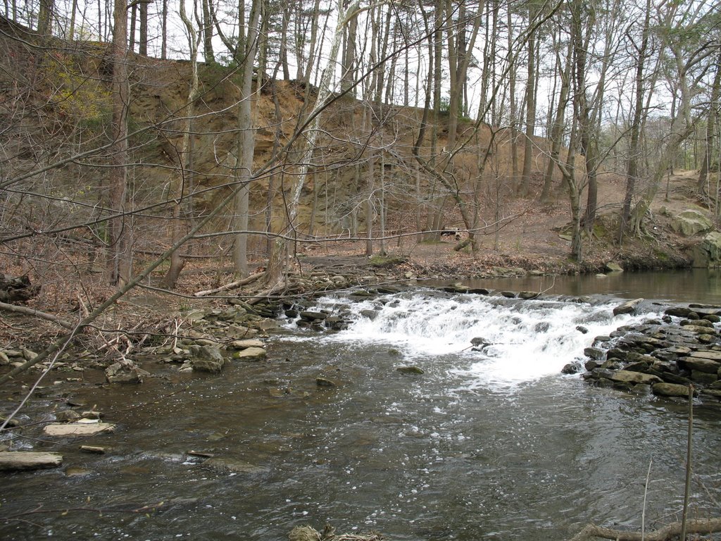 Small Crum Creek falls at Smedley Park