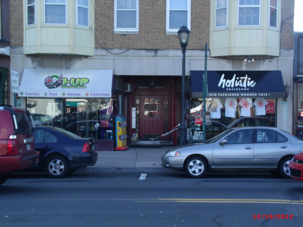Hollistic Skate shop and 1-UP Comics