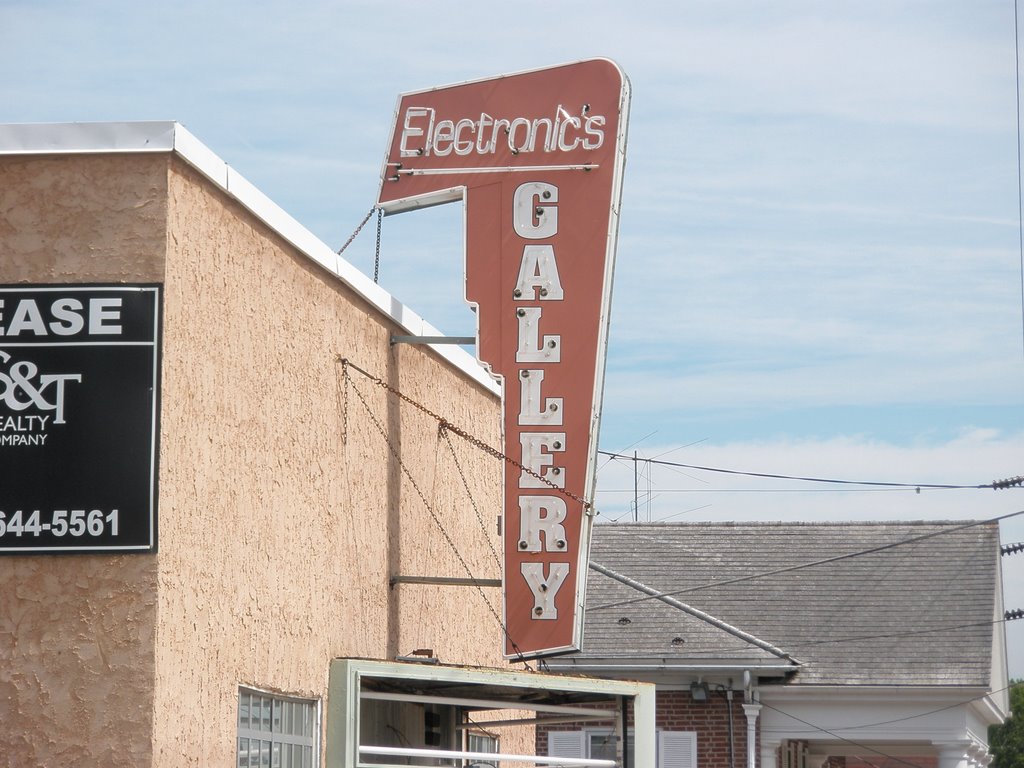 Former Electronics Gallery Store