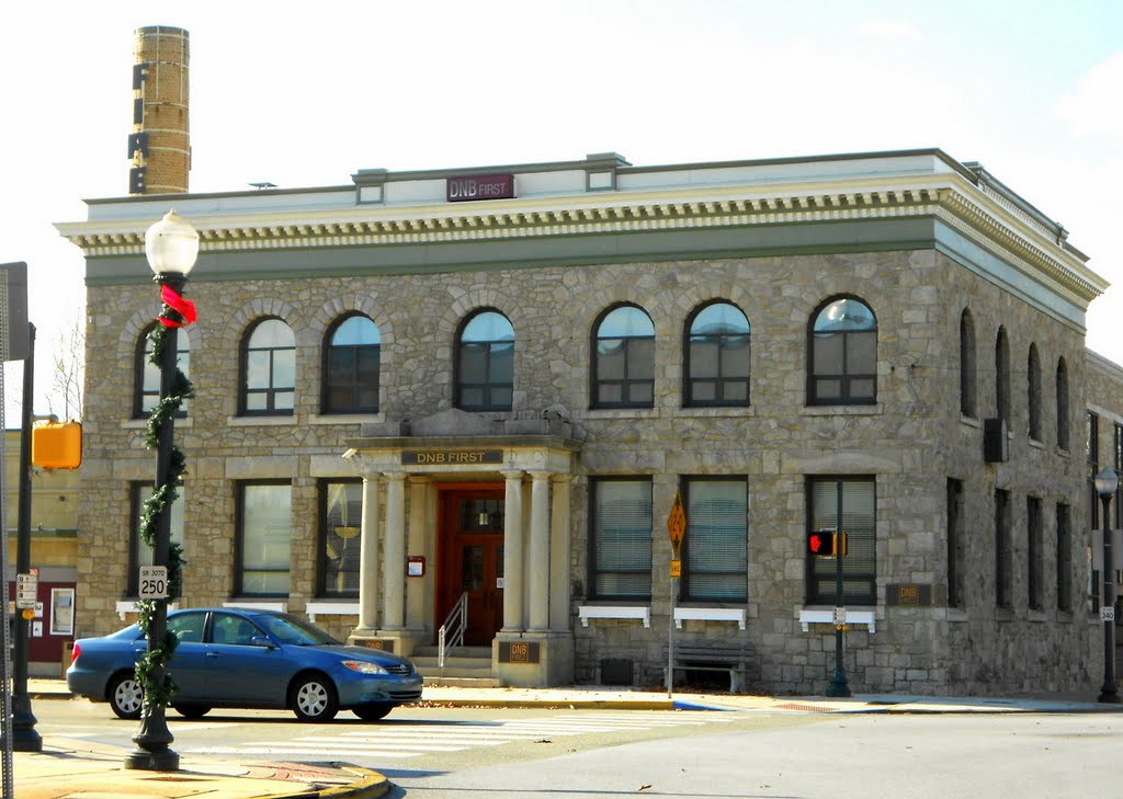 DNB First - Downingtown / Main Bank Branch‎, Historic Lincoln Highway, 4 Brandywine Avenue, Downingtown, PA 19335