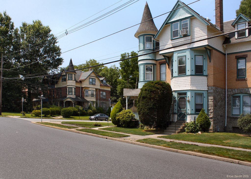 W. LaCross and Owen Avenues