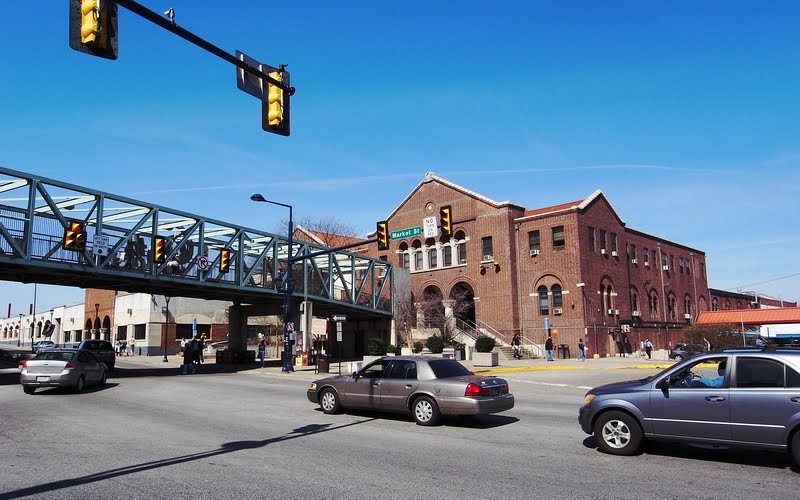 scenery of the crossing of 69th & Market St., Upper Darby