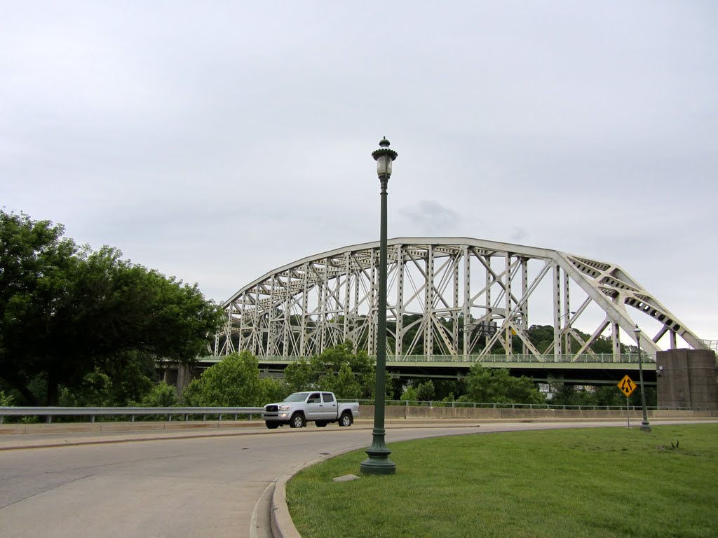 Easton-Phillipsburg Toll Bridge