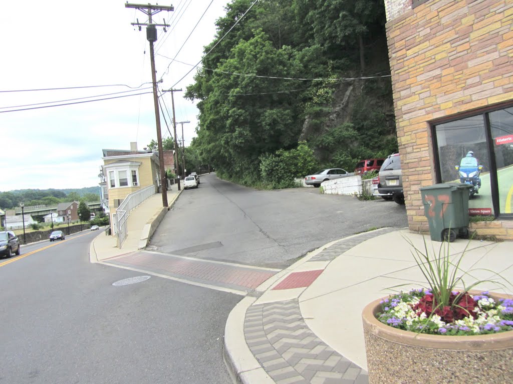 Morris Street
