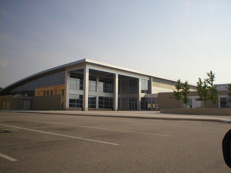 Grumbacher Athletic Center, York College